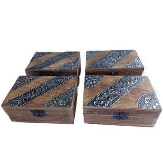 CAJA madera 4 diseños-Grabado metálico